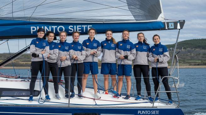 a-photo-of-a-sailing-team-from-punto-sie_P4kajVtCSrS0hAdtaHhEkQ_slFTIiXlRuGlrJTlU1OqnA